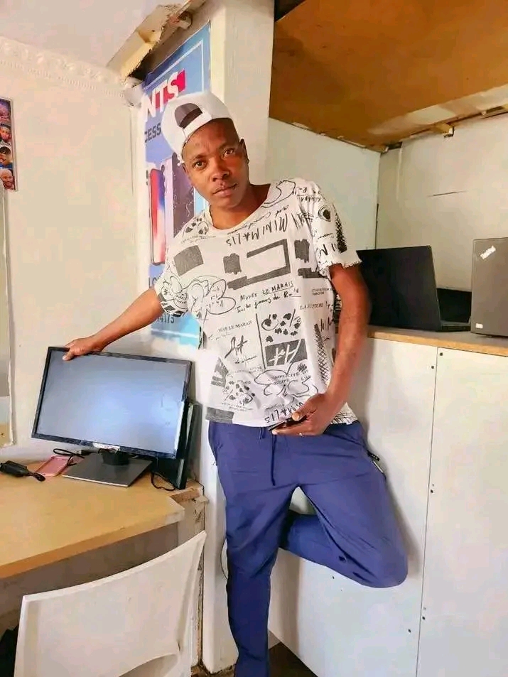 JAM Clothing - Circus Triangle